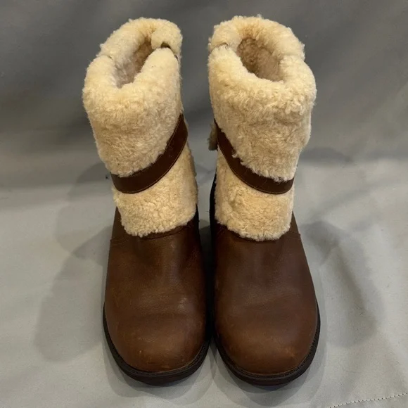NWOT UGG Blayre II Shearling Leather Booties – Size 8 - Picture 11 of 16